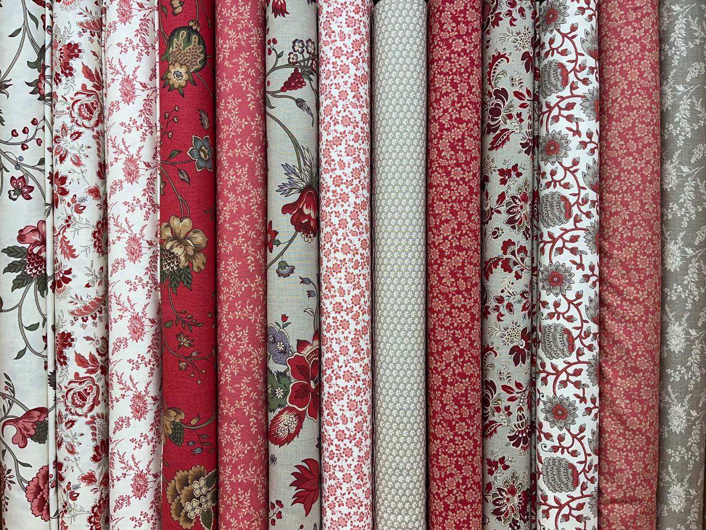 MODA Bonheur de Jour By French General 16 Fat Quarter Set