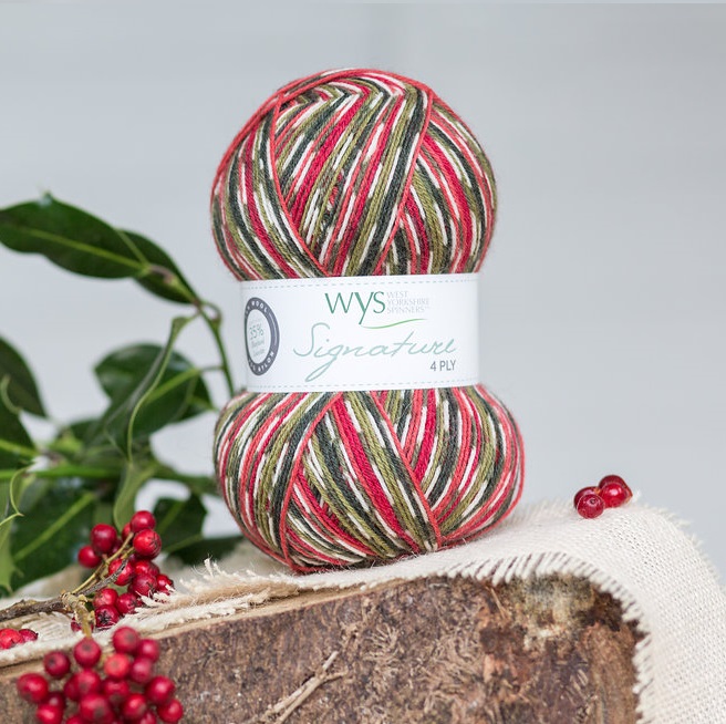 Signature 4 Ply Holly Berry 886