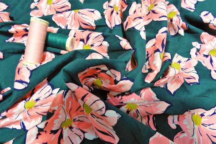 Lady McElroy Flower Faces Viscose Jersey