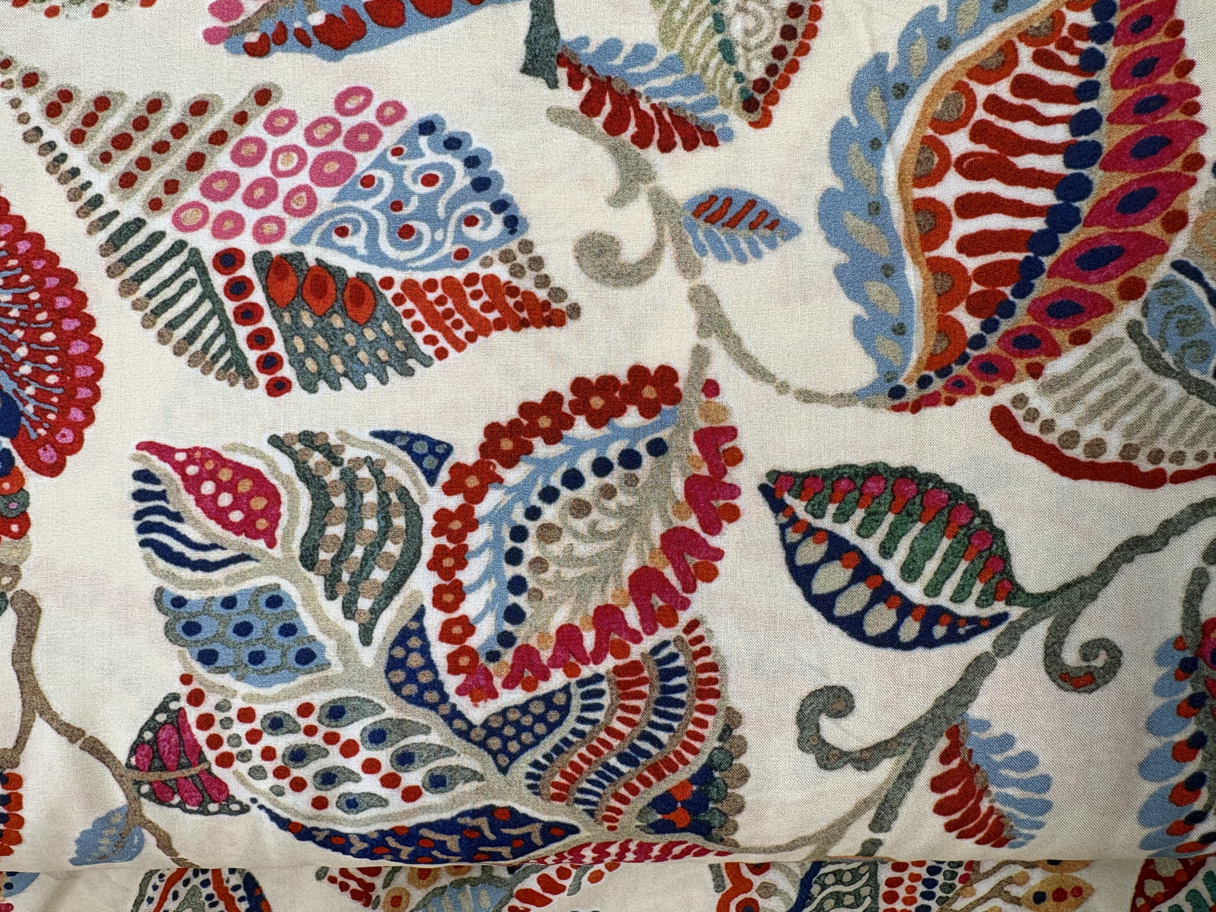 Viscose Digital Print-Fuchsia